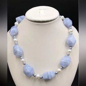 Lucas Lameth necklace